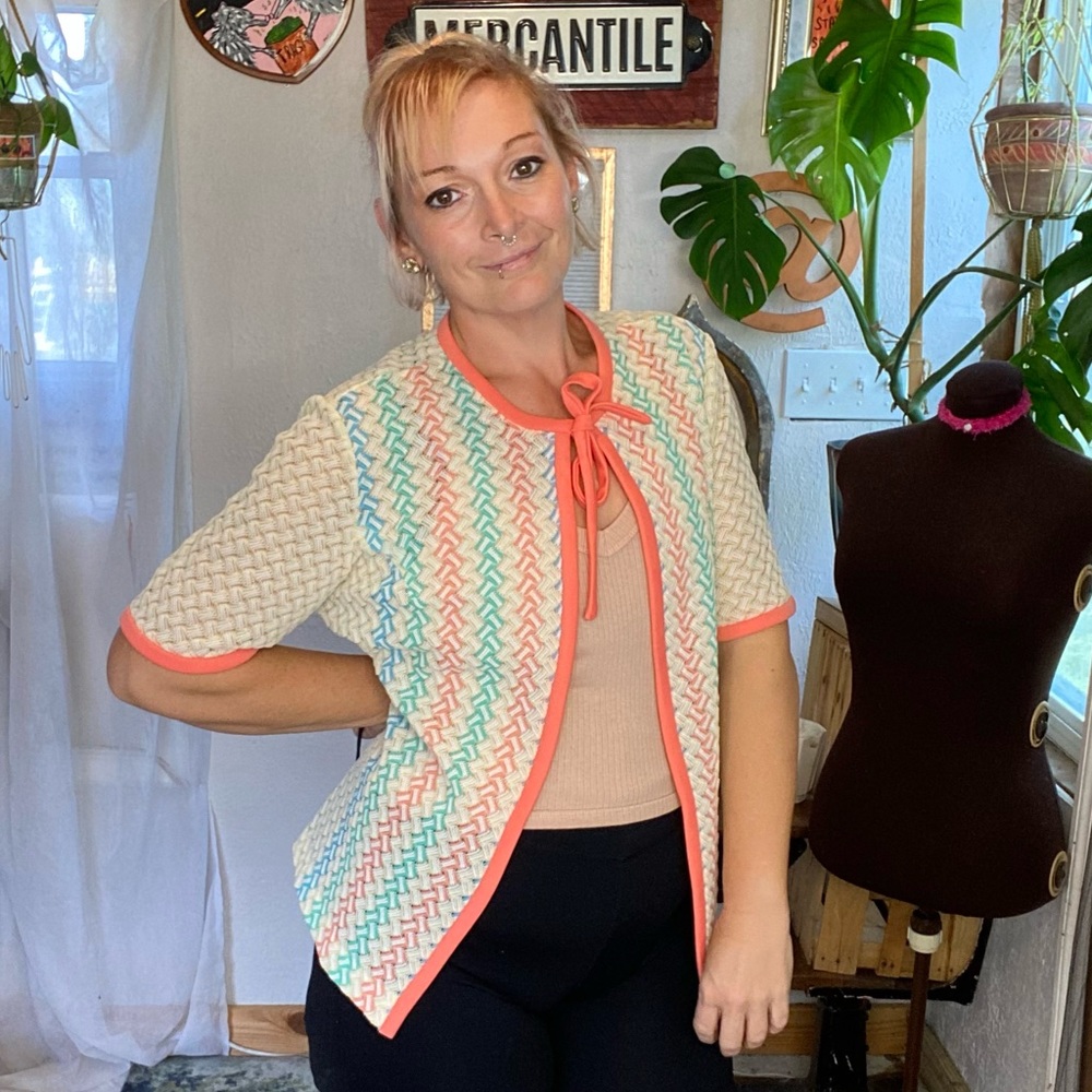 Vintage Multicolored Polyester Tie Front Shirt sleeve jacket size small - Picture 7 of 16